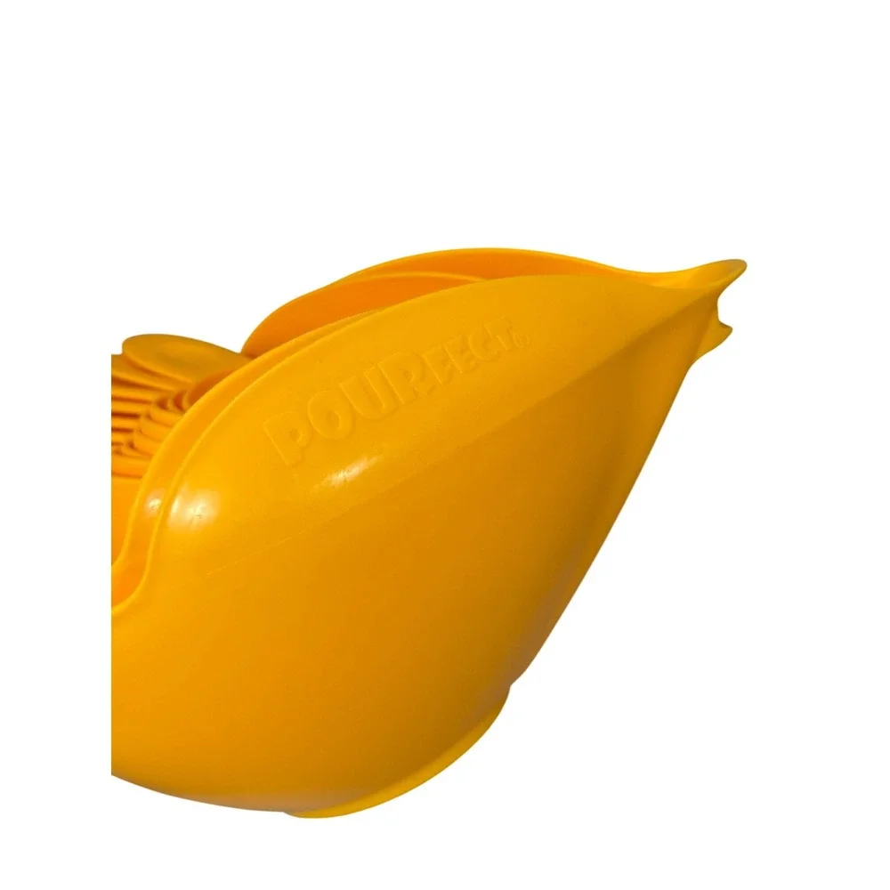 Pourfect Yellow 10 Piece Nesting Mixing Bowls and Measuring Cups Randy Kaas USA